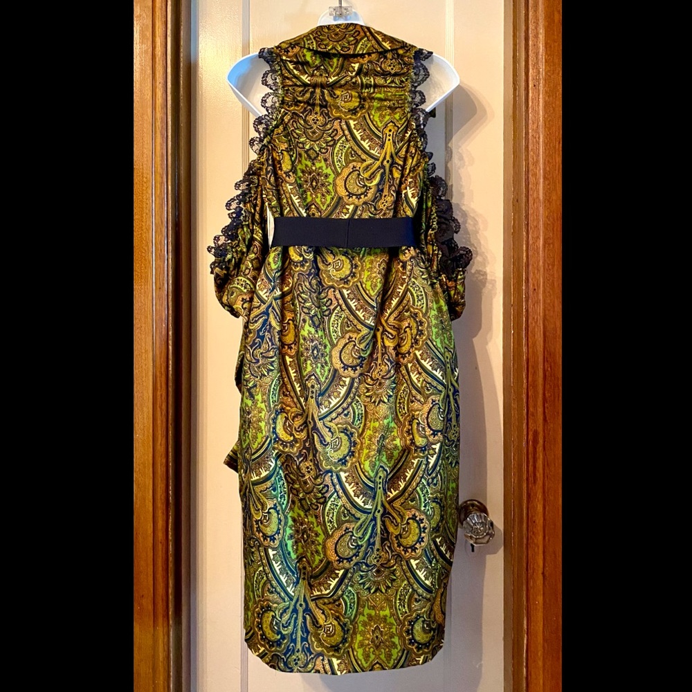 Dress - Picture 9 of 12
